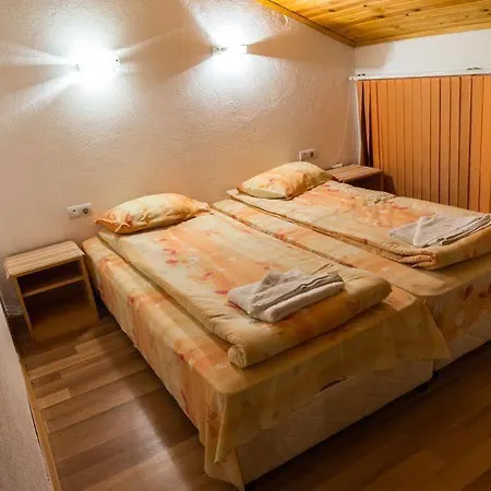 Vera Guest house 2*
